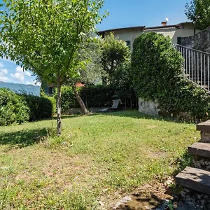 Apt With Private Parking & Shared Pool! Apartment