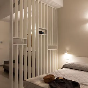 Cirene , Milaan Italië